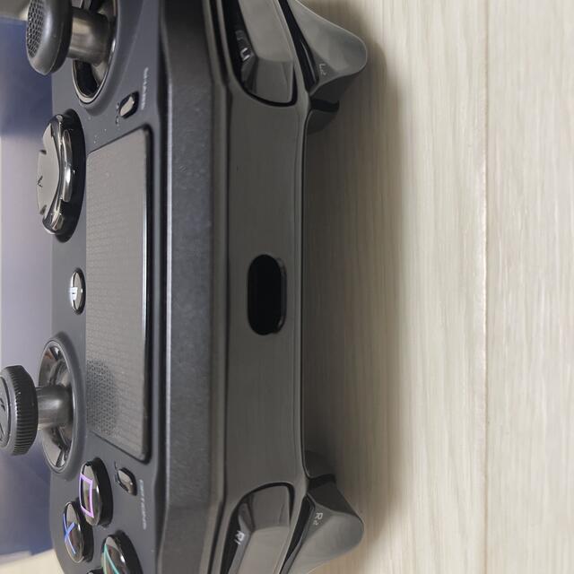 PlayStation4(プレイステーション4)のPS4 ナコン レボリューション プロ コントローラー 2  nacon エンタメ/ホビーのゲームソフト/ゲーム機本体(その他)の商品写真