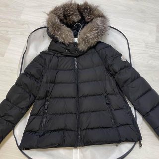 美品　モンクレール　chitalpa ブラック　3 ファー　moncler