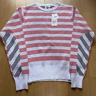 トムブラウン(THOM BROWNE)の【新品・タグ付き】koe x thom browne セーター(ニット/セーター)