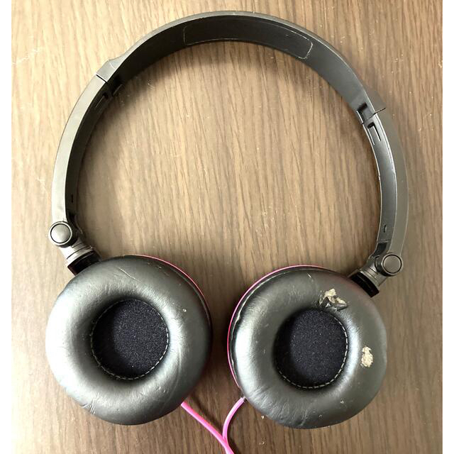 audio-technica(オーディオテクニカ)のヘッドホン　オーディオテクニカ　ピンク スマホ/家電/カメラのオーディオ機器(ヘッドフォン/イヤフォン)の商品写真