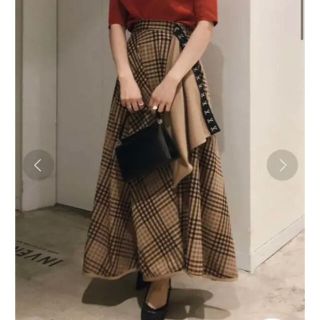 アメリヴィンテージ(Ameri VINTAGE)の値下げ【田中みな実着用】アメリ　RAFFLE FLARE CHECK SKIRT(ロングスカート)