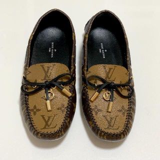 《一点物》LOUIS VUITTON ローファー レッド レディース 21.5