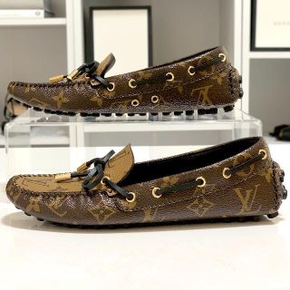 《一点物》LOUIS VUITTON ローファー レッド レディース 21.5