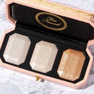 トゥフェイス(Too Faced)のトゥーフェイスド　マルチユースハイライタートリオ(フェイスパウダー)