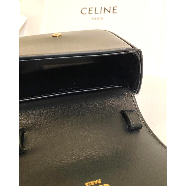 celine(セリーヌ)の【CELINE】ミニ トリオンフ カーフスキン ミニバック セリーヌ レディースのバッグ(ショルダーバッグ)の商品写真