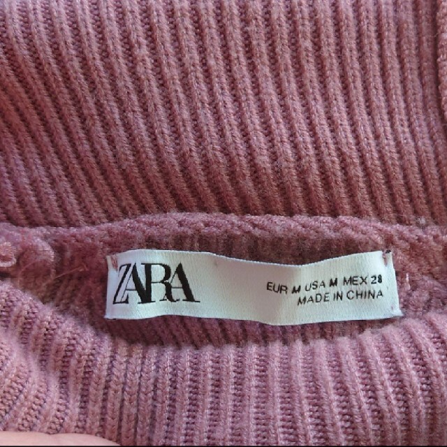 ZARA(ザラ)のザラ　タートルネックニット レディースのトップス(ニット/セーター)の商品写真