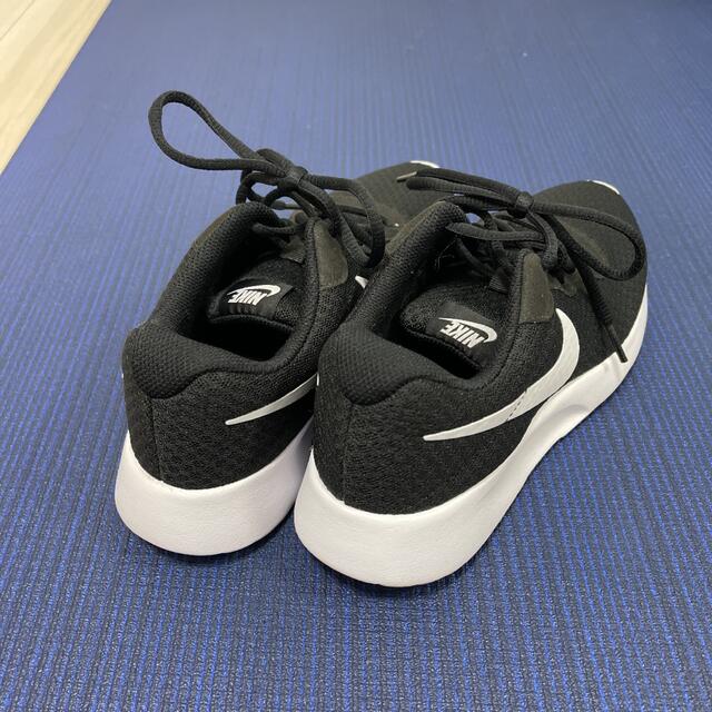 NIKE(ナイキ)の★USED★ NIKEスニーカー WMNS TANJUN レディース レディースの靴/シューズ(スニーカー)の商品写真