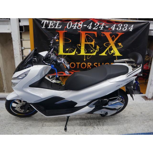 バックレスト PCX125CC