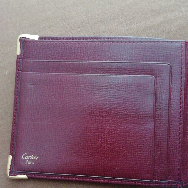 Cartier(カルティエ)の値下げ カルチェ　二つ折り財布 メンズのファッション小物(折り財布)の商品写真