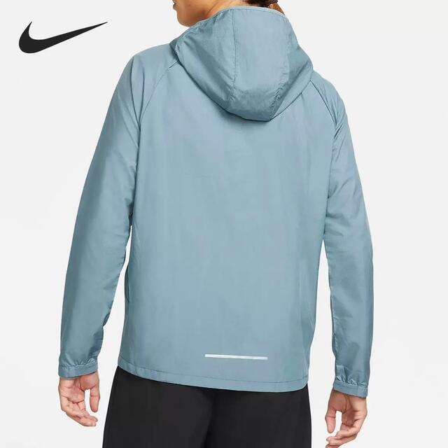 NIKE(ナイキ)のNIKE ランニングジャケット メンズのジャケット/アウター(ナイロンジャケット)の商品写真