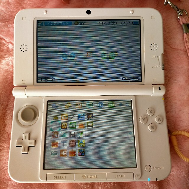 3DS LL ピンク♪ エンタメ/ホビーのゲームソフト/ゲーム機本体(携帯用ゲーム機本体)の商品写真