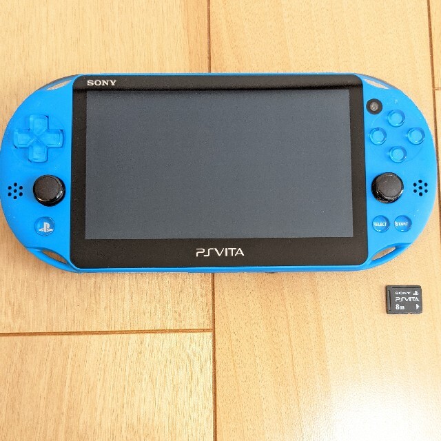 PSVITA　PCH-2000 　８GBメモリ付