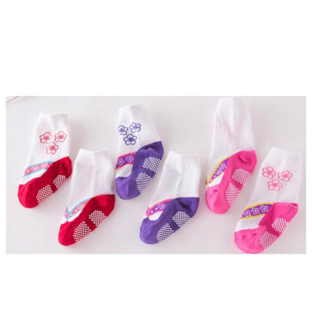 【つばき/60】袴ロンパース　靴下　ヘアバンドセット　ピンク　女の子 キッズ/ベビー/マタニティのベビー服(~85cm)(ロンパース)の商品写真