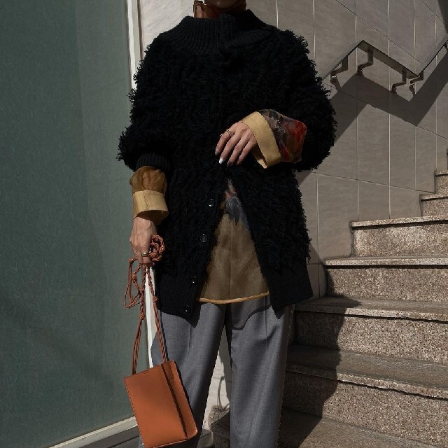 ameri vintage 2way fluffy fringe knit 黒 | www.innoveering.net