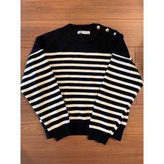 ザラ(ZARA)のZARA ゴールドボタンストライプニットセーター　Mサイズ(ニット/セーター)