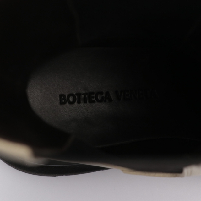 Bottega Veneta(ボッテガヴェネタ)のボッテガヴェネタ  レザー 37 ホワイト レディース ブーツ レディースの靴/シューズ(ブーツ)の商品写真