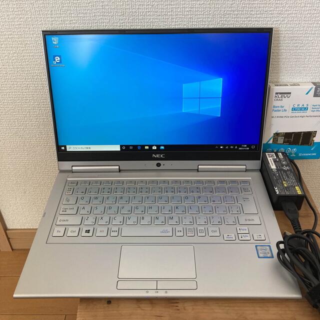 NEC(エヌイーシー)の超軽量830㌘　タッチパネルパソコン　NEC VK23TGVDU スマホ/家電/カメラのPC/タブレット(ノートPC)の商品写真