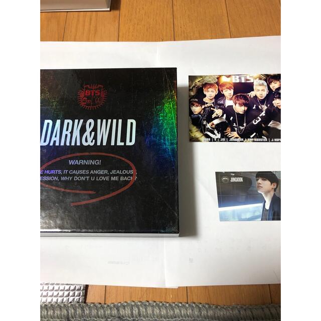 防弾少年団(BTS)(ボウダンショウネンダン)のbts DARK & WILD エンタメ/ホビーのCD(K-POP/アジア)の商品写真