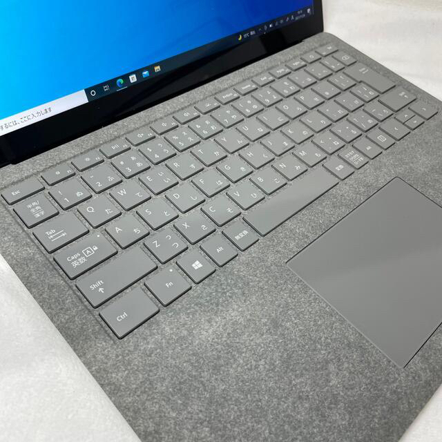Microsoft(マイクロソフト)のH.E.Rさん専用 Surface Laptop  i5 8GB 128GB スマホ/家電/カメラのPC/タブレット(ノートPC)の商品写真