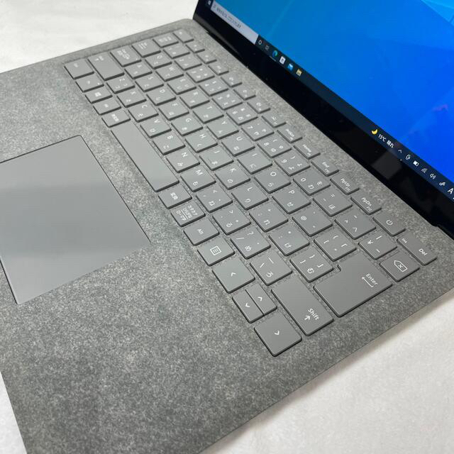 Microsoft(マイクロソフト)のH.E.Rさん専用 Surface Laptop  i5 8GB 128GB スマホ/家電/カメラのPC/タブレット(ノートPC)の商品写真