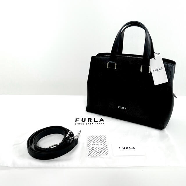 Furla(フルラ)の【新品未使用】レザー ショルダー付 2WAY トートバッグ レディースのバッグ(ハンドバッグ)の商品写真