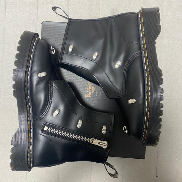 Rick Owens(リックオウエンス)のるい様　RICK OWENS Dr.martens UK9 メンズの靴/シューズ(ブーツ)の商品写真