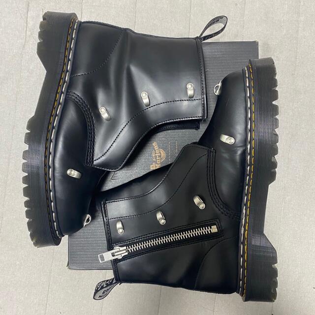 Rick Owens(リックオウエンス)のるい様　RICK OWENS Dr.martens UK9 メンズの靴/シューズ(ブーツ)の商品写真