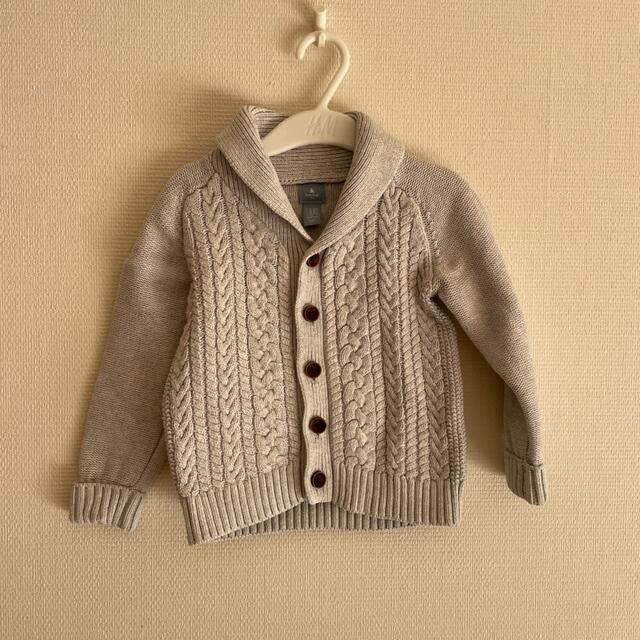 babyGAP(ベビーギャップ)のbabyGAP ニットカーディガン　90 キッズ/ベビー/マタニティのキッズ服男の子用(90cm~)(カーディガン)の商品写真