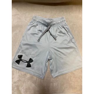 アンダーアーマー(UNDER ARMOUR)のアンダーアーマー　ハーフパンツ(パンツ/スパッツ)