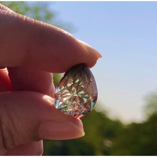 甲州貴石切子 アンデシン 11.35ct-eastgate.mk