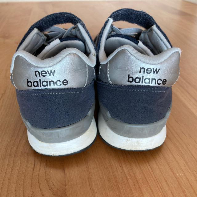 New Balance(ニューバランス)のNB ニューバランス 996 22cm ネイビー キッズ/ベビー/マタニティのキッズ靴/シューズ(15cm~)(スニーカー)の商品写真