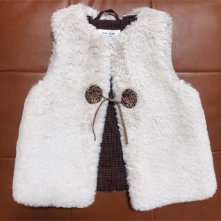 ザラ(ZARA)のzara baby ファーベスト  美品(ジャケット/上着)