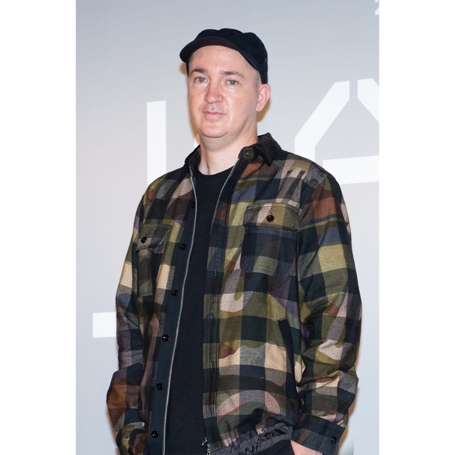 sacai(サカイ)の定価 Sacai Kaws Plaid Shirt Camo サイズ1 メンズのトップス(シャツ)の商品写真