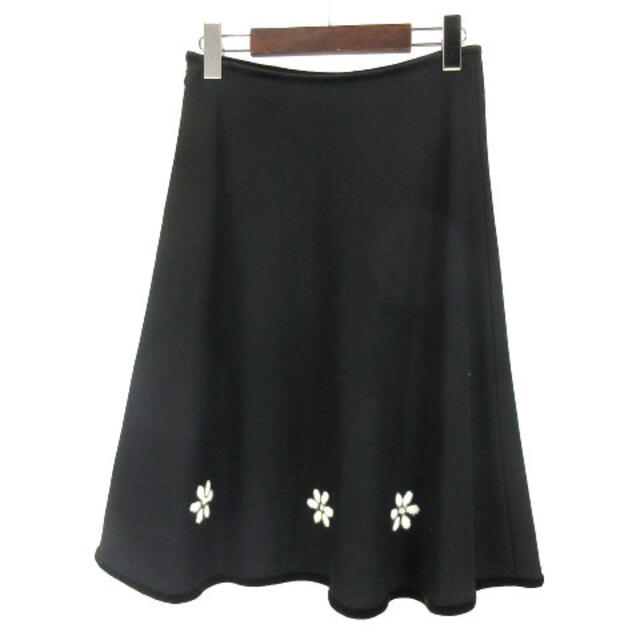 M'S GRACY(エムズグレイシー)のエムズグレイシー 花柄 ウール フレア スカート 38 ブラック  レディースのスカート(その他)の商品写真
