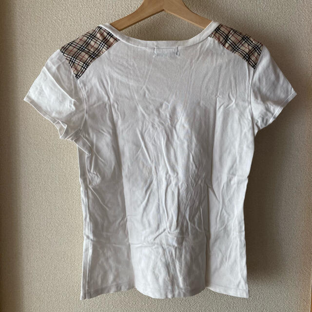 BURBERRY BLUE LABEL(バーバリーブルーレーベル)のpy様 バーバリー 白 Tシャツ ラコステ黒Tシャツ 2点 レディースのトップス(Tシャツ(半袖/袖なし))の商品写真