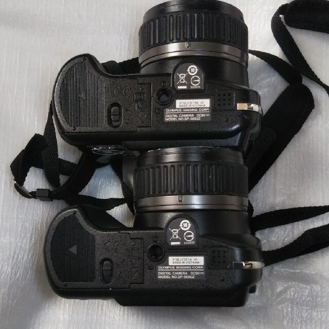 OLYMPUS(オリンパス)のオリンパス SP-565UZ 2台セット動作品  単３電池駆動 スマホ/家電/カメラのカメラ(コンパクトデジタルカメラ)の商品写真