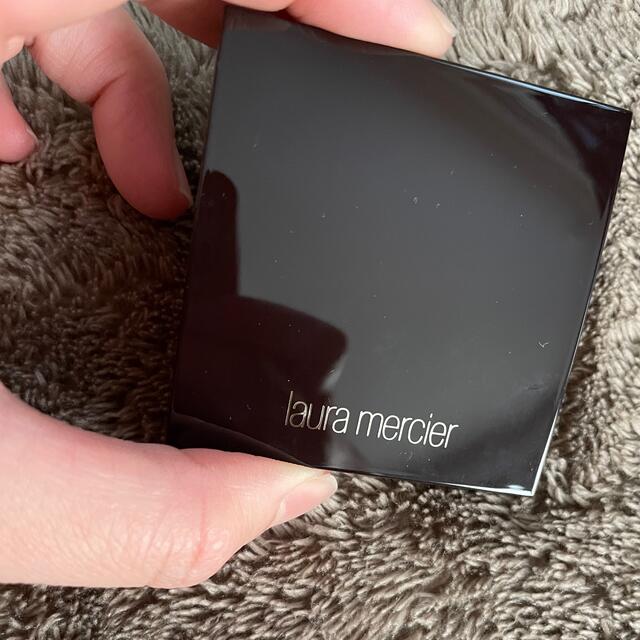 laura mercier(ローラメルシエ)のローラメルシエ　ブラッシュ カラー インフュージョン コスメ/美容のベースメイク/化粧品(チーク)の商品写真