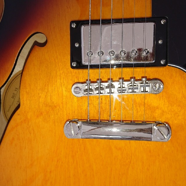 Epiphone(エピフォン)の土日限定価格エピフォンセミアコ 楽器のギター(エレキギター)の商品写真