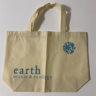 アースミュージックアンドエコロジー(earth music & ecology)の不織布  トートバッグ　エコバッグ(ノベルティグッズ)