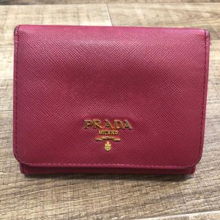 プラダ(PRADA)のPRADA 三つ折り財布　ピンク(財布)