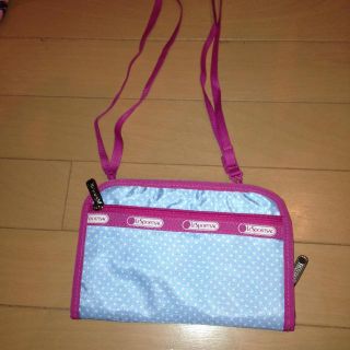 レスポートサック(LeSportsac)のレスポ ポーチ(ポーチ)