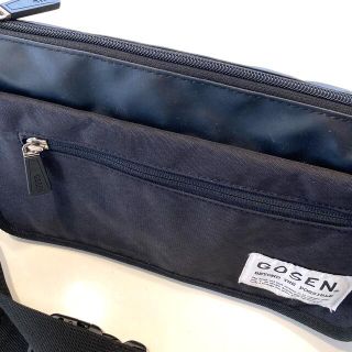 ゴーセン(GOSEN)のGOSEN 🖤ゴーセン　黒ショルダーバッグ　裏地ターコイズブルーポケット2個付(バドミントン)