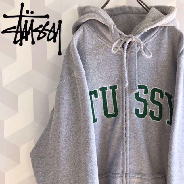 【ステューシー】USA製サイズL刺繍カレッジロゴスウェットパーカーstussy.