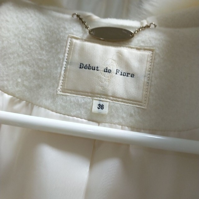 Debut de Fiore(デビュードフィオレ)のレッセパッセ　ダッフルコート レディースのジャケット/アウター(ダッフルコート)の商品写真