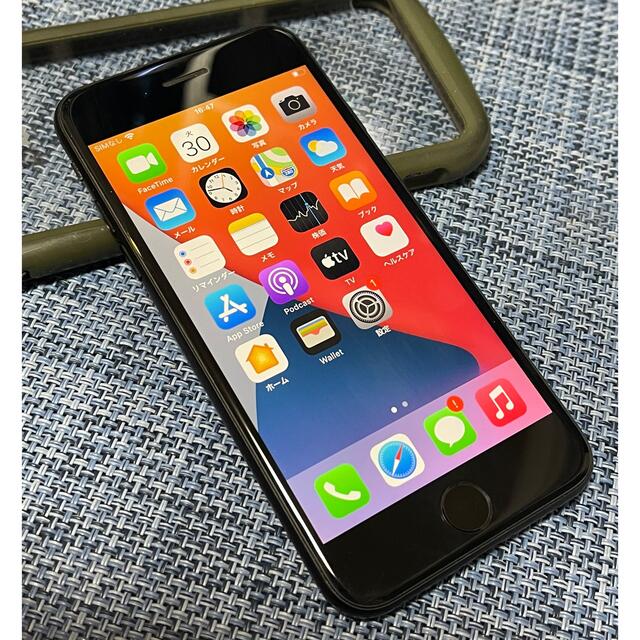 iPhone SE 第2世代 (SE2) ブラック64GB SIMフリー iPhone SE 第2世代 (SE2) ブラック64GB SIMフリー