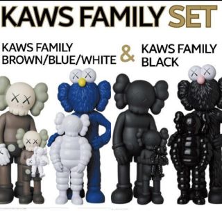 メディコムトイ(MEDICOM TOY)の専用  KAWS FAMILY 4体セット(キャラクターグッズ)