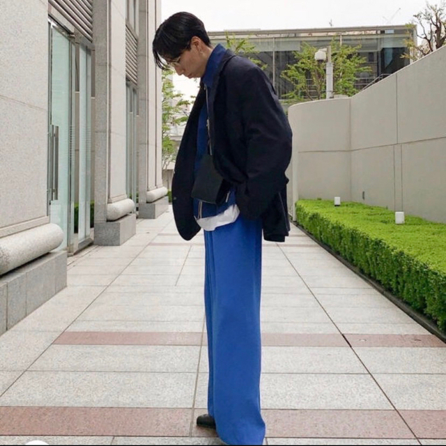 COMOLI(コモリ)のgraphpaper satin wide gather pants メンズのパンツ(スラックス)の商品写真