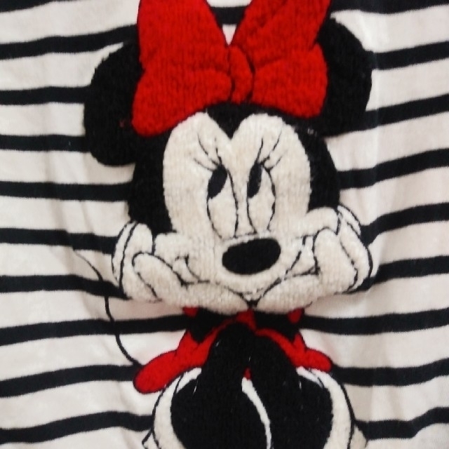 Disney(ディズニー)のミニーちゃん　ボーダーTシャツ　120 キッズ/ベビー/マタニティのキッズ服女の子用(90cm~)(Tシャツ/カットソー)の商品写真