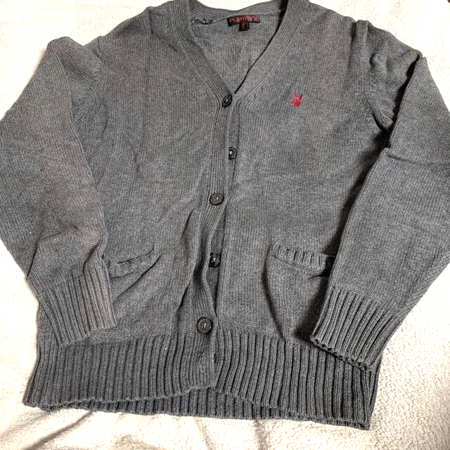 Mサイズ　プレイボーイ　playboy セーター 学生　カーディガン　上着 レディースのトップス(カーディガン)の商品写真