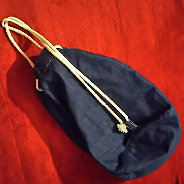 Lee(リー)の革パッチ付き デニム ダッフルバッグ DENIM DUFFLE BAG リー  メンズのバッグ(ショルダーバッグ)の商品写真